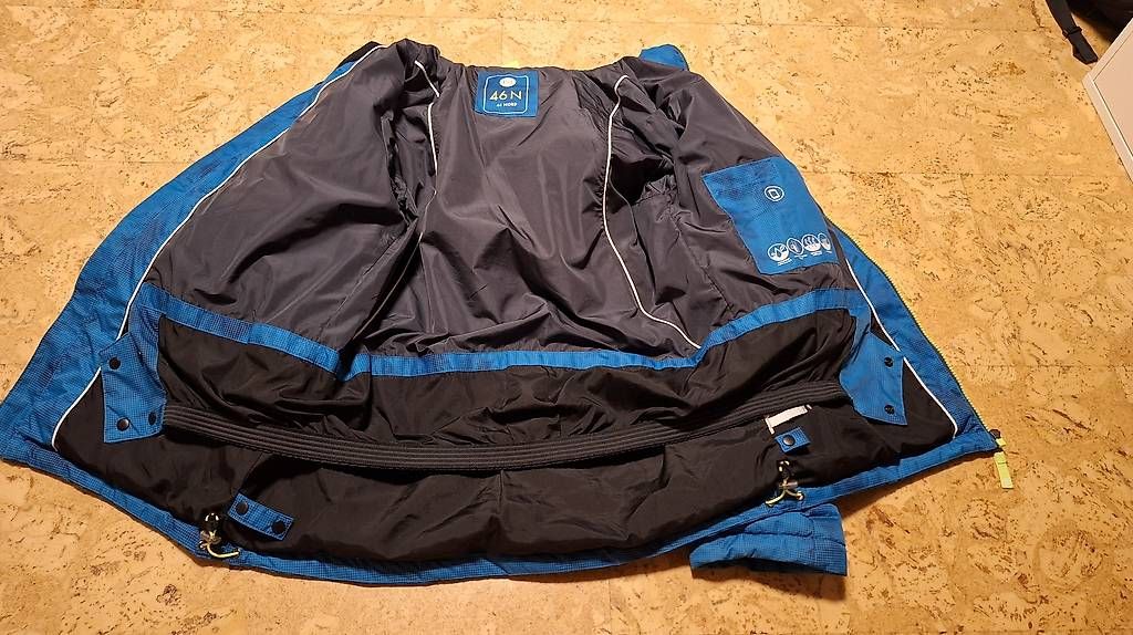 46 Nord Vestes & Manteaux: Winterjacke 46N, Grösse 176 – D'occasion à Chur par Rafael.Sch 3