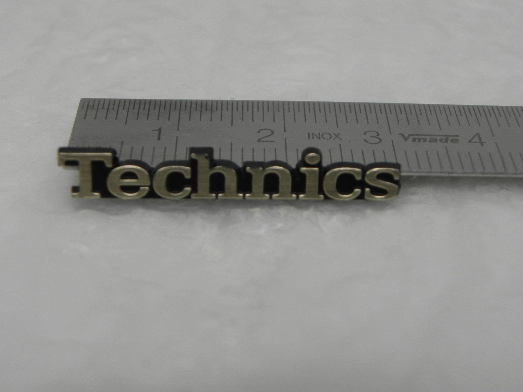 Technics Giradischi: Technics Logo Nr.1 – Usato da Basel venduto da Life-Style-Art