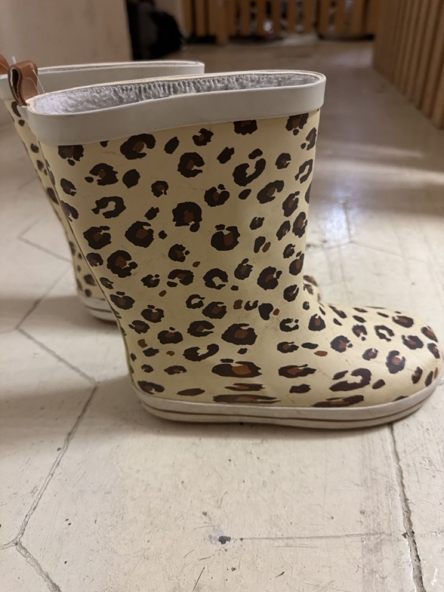 Scarpe per ragazzi: Bottes de pluie fourrées léopard 30 – Usato da Lausanne venduto da ale_yzt7 1