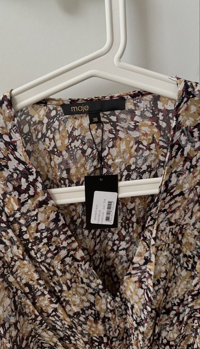 Maje Vestiti: MAJE Kleid Gr 36 NEU! – Nuovo (secondo la descrizione) da Männedorf venduto da HollyCat 4