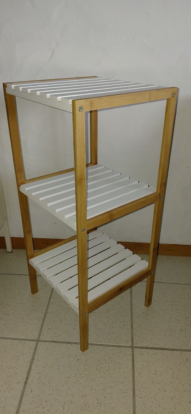 Scaffali: Regal  – Usato da Krattigen venduto da sei_vn8b 3