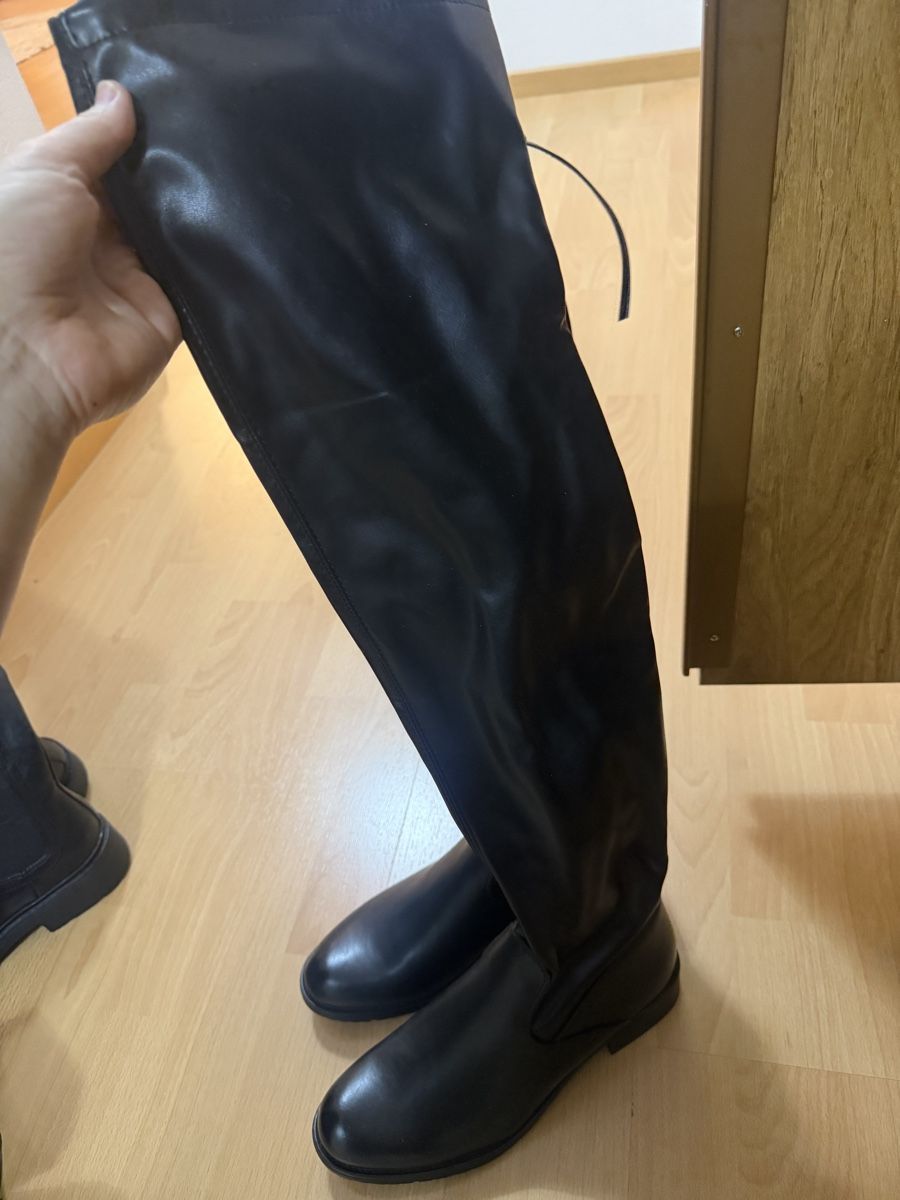Damenschuhe: Overknee Stiefel – Neu und originalverpackt aus Grenchen von a.berisha03