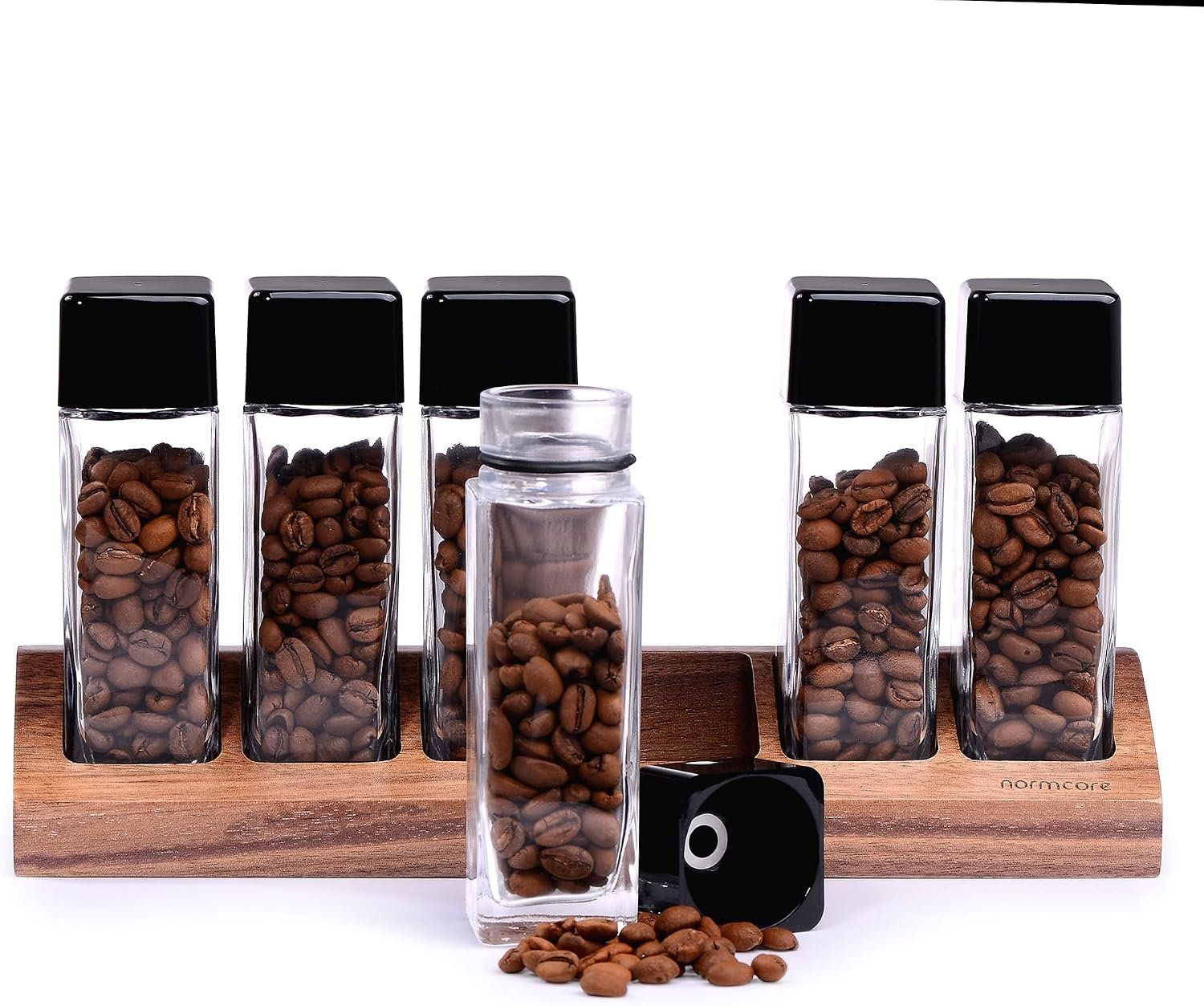 Altro in Decorazioni & Accessori: Normcore Kaffeebohnenbehälter mit Walnussholz-Ständer – Usato da Luzern venduto da brunellocaffe 2