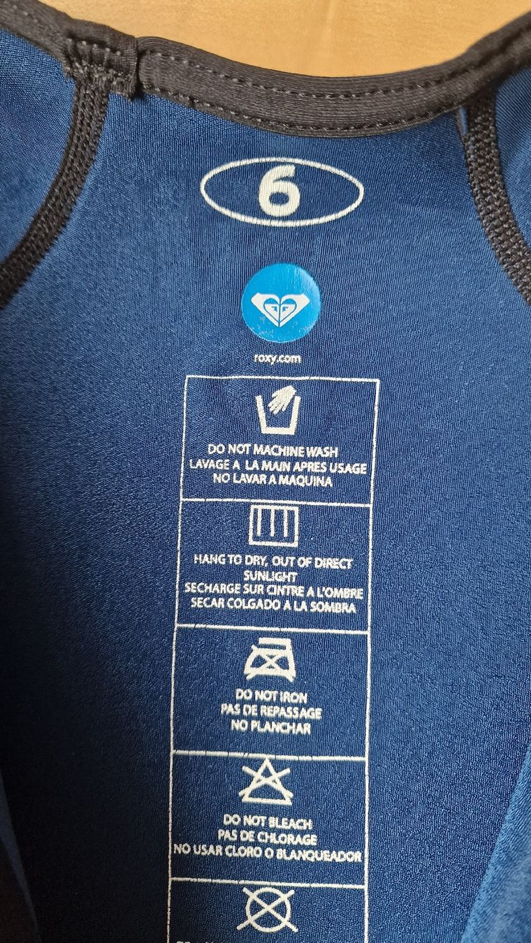 Roxy Mute per immersioni: Combinaison Roxy néoprène été, taille 6. – Usato da Montreux venduto da Daisyy01 1