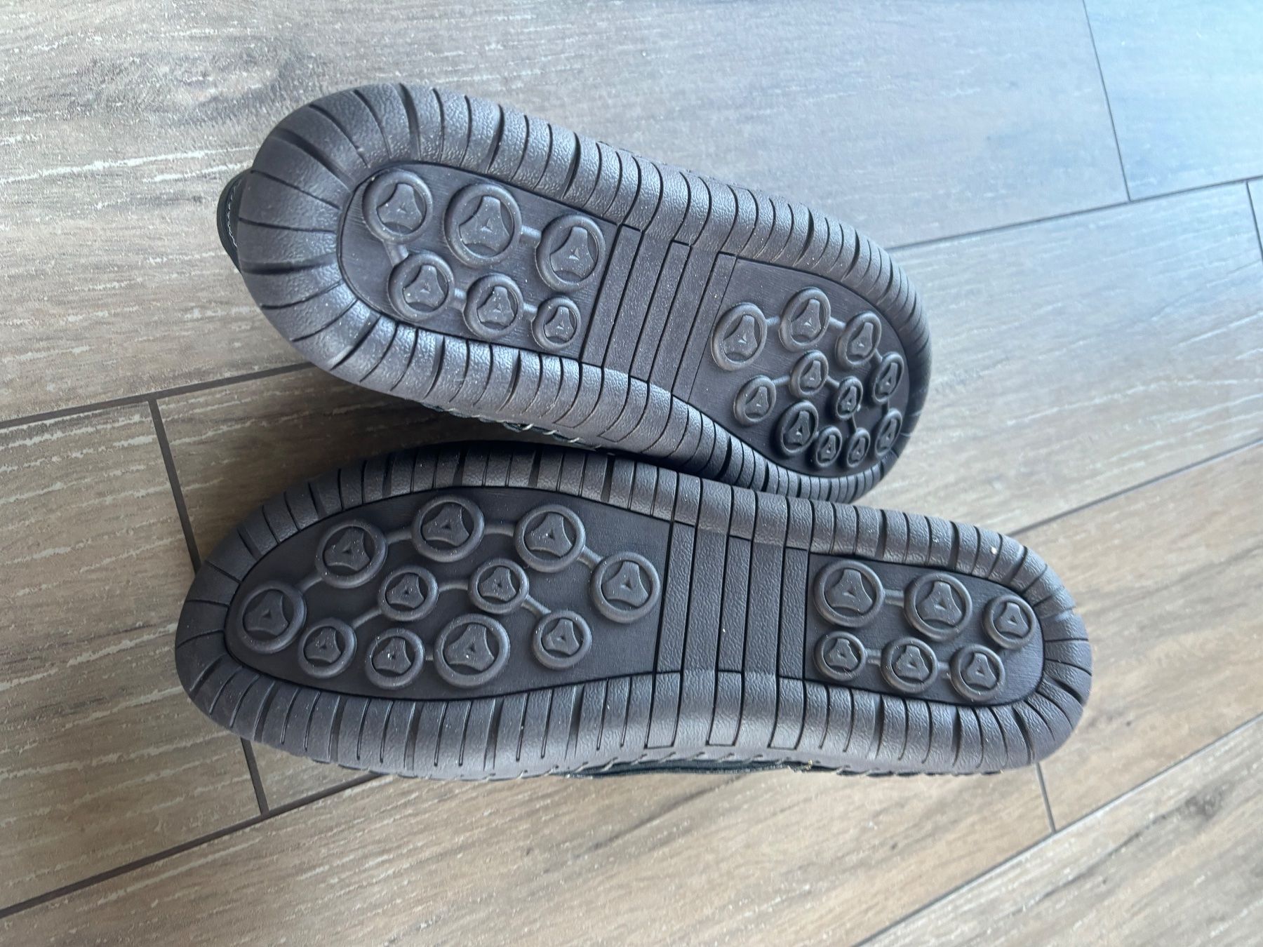 Scarpe da uomo: 44_Echtledet, sehr weich und leicht_NEW – Nuovo e nell'imballaggio originale da St-George venduto da elena27 3