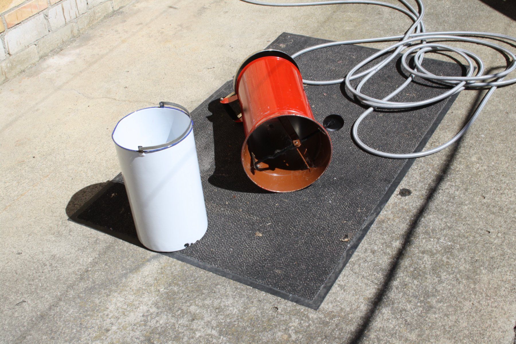 Poubelles: VINTAGE TRETEIMER MÜLLEIMER ABFALLKÜBEL – D'occasion à Wauwil par Pneuedy 6