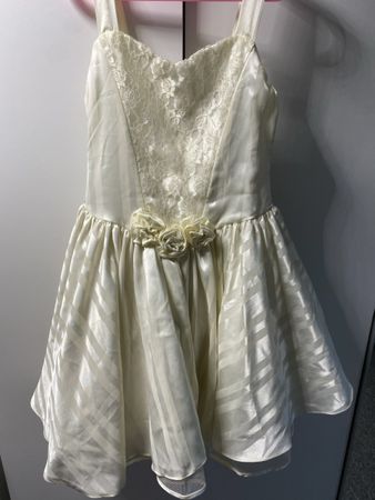 Mädchenkleid mit passenden Oberteil 140, C&A, Top Zustand!