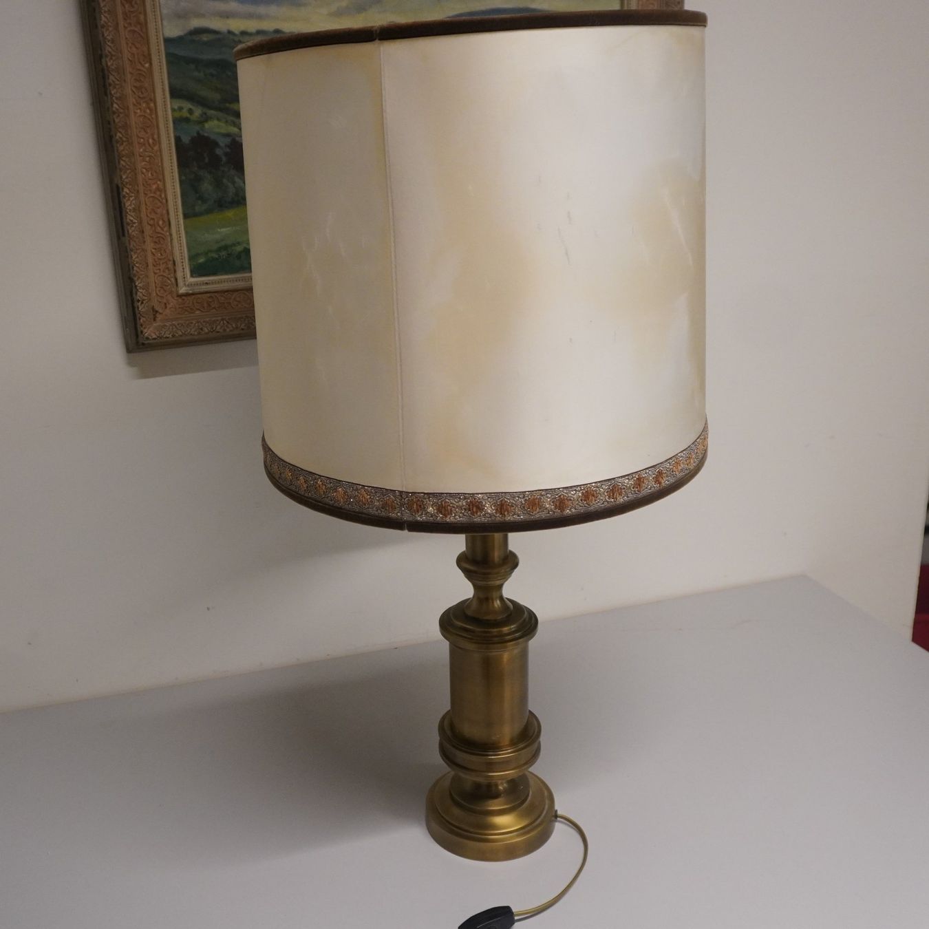 Lampen: Vintage Tischlampe mit massivem Messingfuss MA163 – Gebraucht aus Basel von B.W.B. 3
