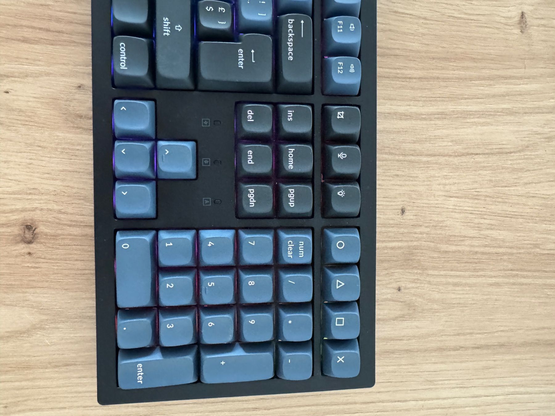 Keychron Tastaturen: Keychron K10 Pro Wireless Mechanical Keyboard Red Switch – Gebraucht aus Biberist von etesummer 4