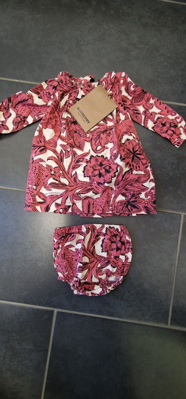 Burberry Vestiti & Gonne: Burberry Original NP 295.- – Usato da Oftringen venduto da bin_2wk8