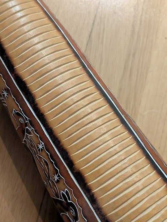 Musikinstrumente: 2 traditionelle Guiros/Kalebassen – Gebraucht aus Luzern von GelberDoppelmeter 3