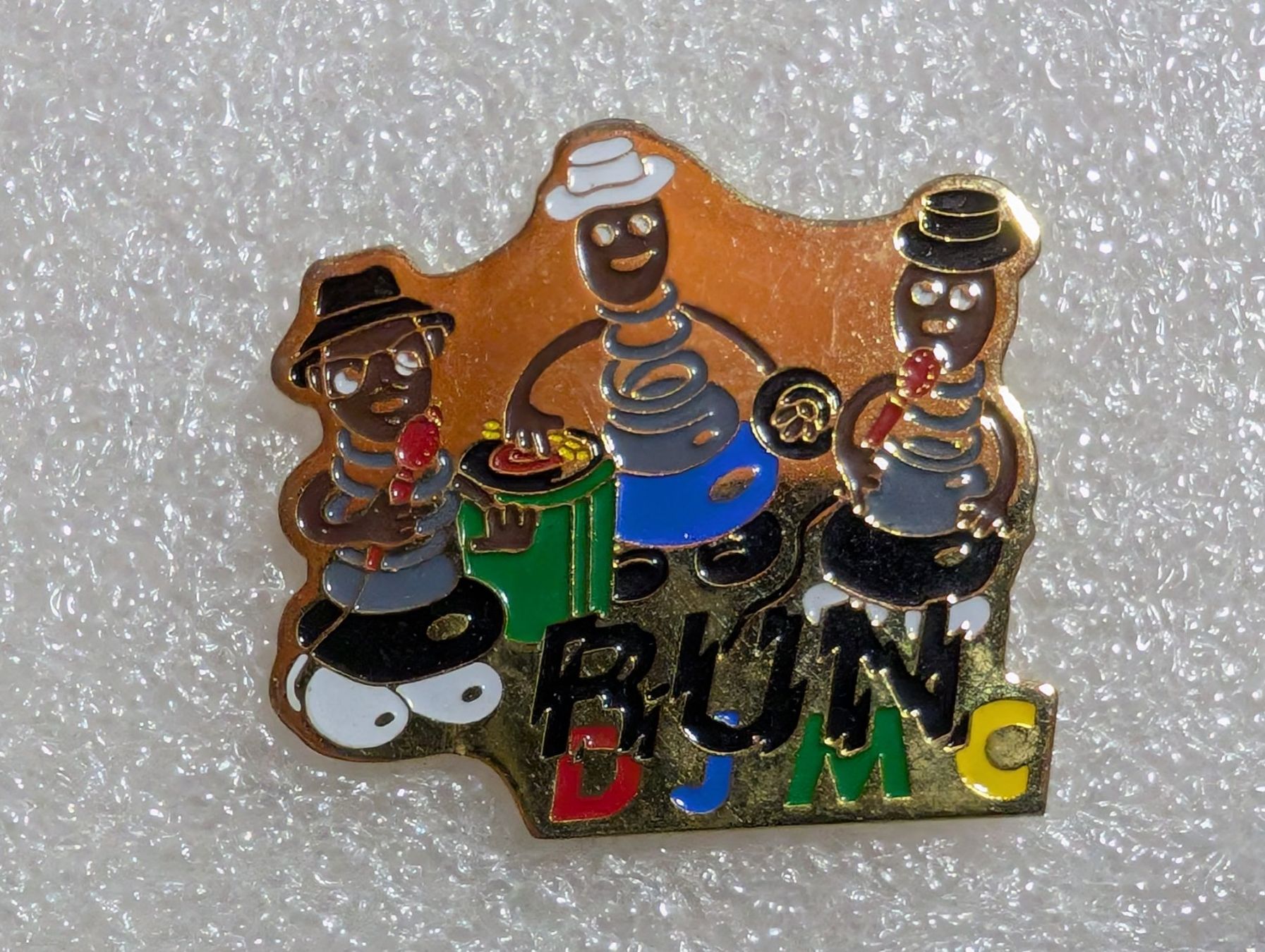 Placchette & Badge: Ansteckpin 281: Run DJMC – Usato da Oppligen venduto da Pin-Fall-Shop