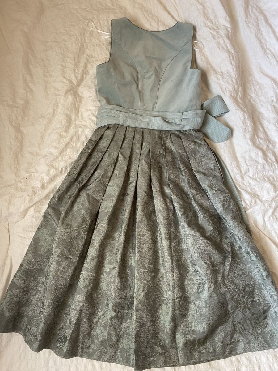 Costumi: Marjo Dirndl Alling himmelblau grösse 34, rocklänge 70cm – Nuovo (secondo la descrizione) da Dielsdorf venduto da pascaleelena 3