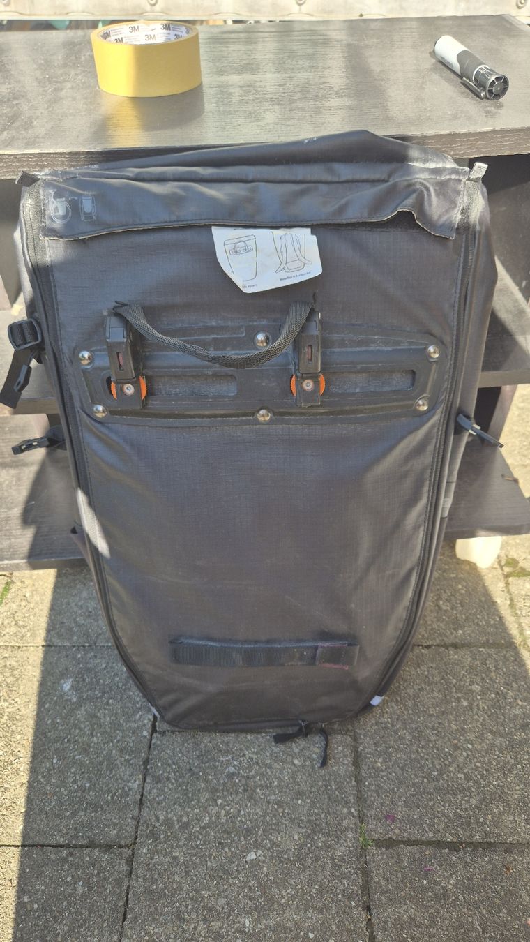 Vaude Borse: Vaude Bicycle Pannier Bag Black Used – Usato da Zürich venduto da sot_cdp5 1