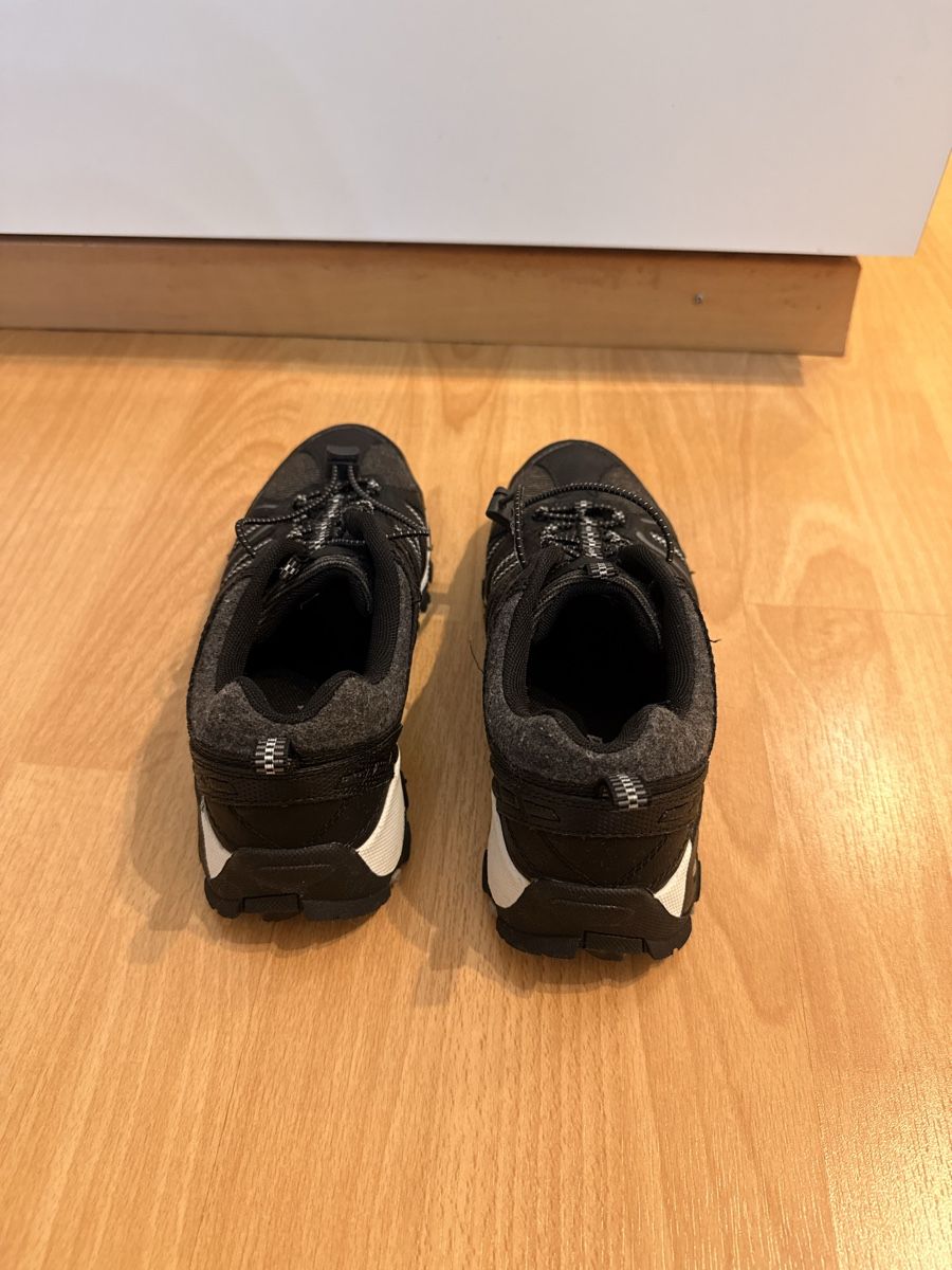 Scarpe da donna: Graceland Wanderschuhe schwarz Grösse 37 leicht gebraucht – Usato da Chur venduto da Pedro.Giesteira 1