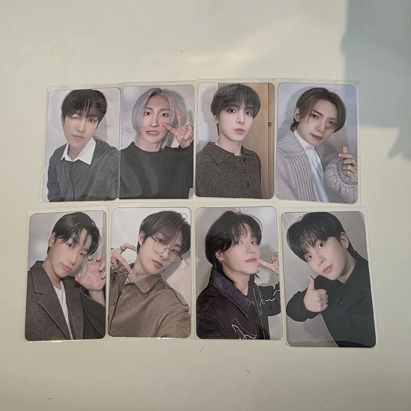 Cartes à collectionner: Ateez photocard ot8 set – D'occasion à Vevey par Shelovesyu._.u
