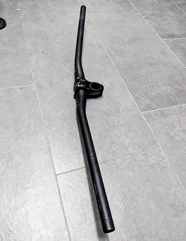 Pezzi di ricambio: Race Face Lenker inklusive Vorbau – Usato da Stans venduto da Blackspeedy 2