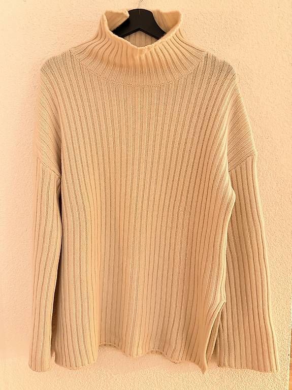 Pullover & Sweatshirts: Almada Label Turtelnack Strickpullover Gr. S – Gebraucht aus Zürich von niccita83
