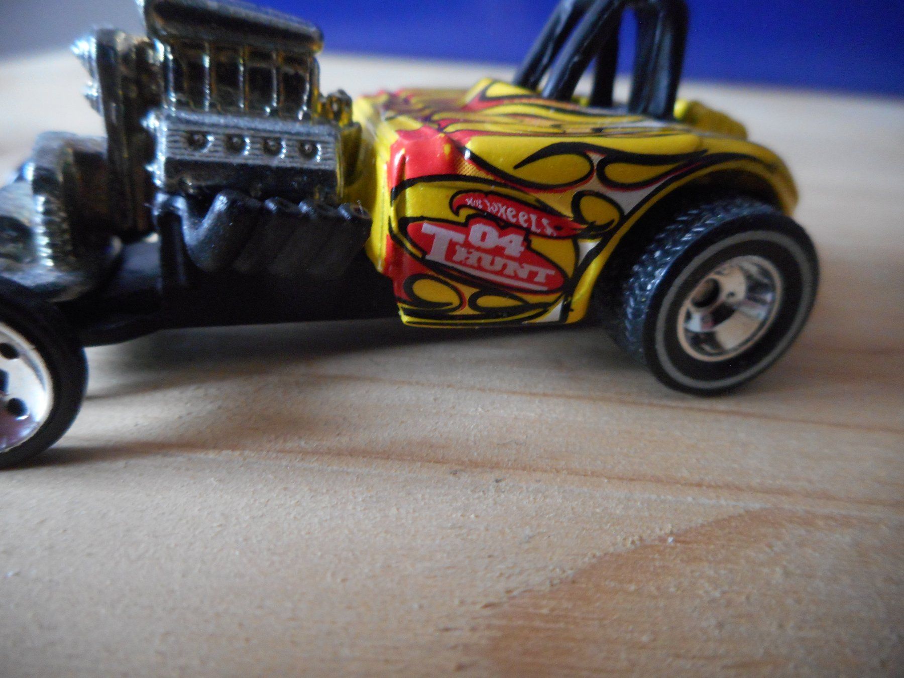 Hot Wheels Modellini d'auto: Hot Wheels Dragster T.Hunt – Usato da Bretzwil venduto da gbfluck 1