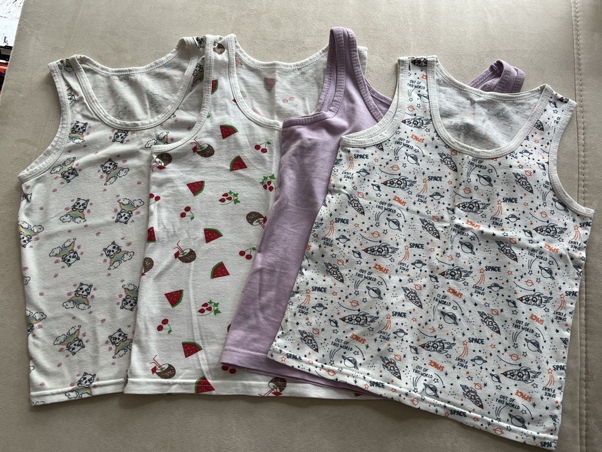 Chemises, T-shirts & Polos: 4 T-shirts 5-6J – D'occasion à Stäfa par Exclusive00
