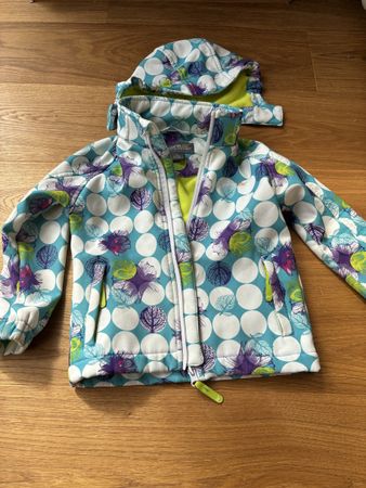 Regatta Size 3-4 Y Outdoor Jacket 🌸☔️