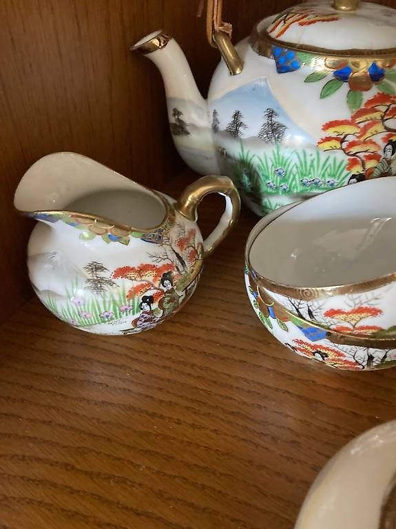 Set di piatti: antikes, japanisches Teeservice – Usato da Basel venduto da Blaetzlibajass 1