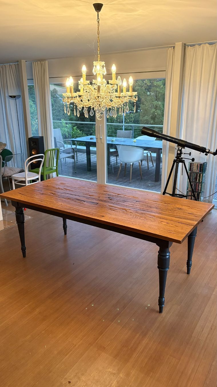 Tische: Holztisch – Gebraucht aus Wald ZH von cla_59nw