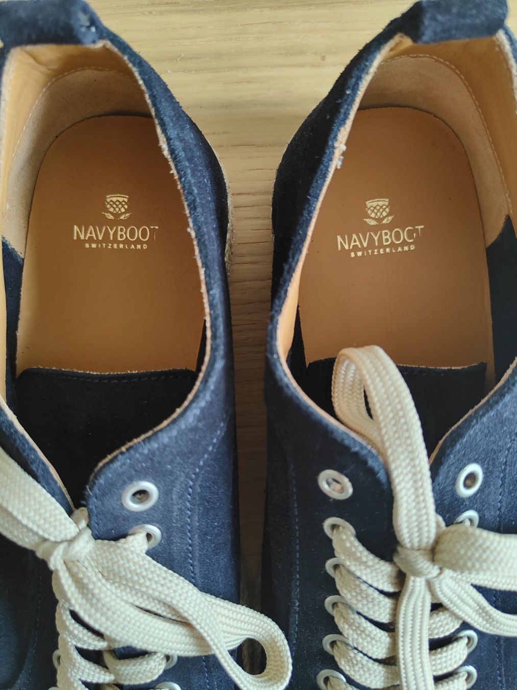 Navyboot Scarpe da uomo: Navyboot, schöne Sommerschuhe, 42, Veloursleder – Usato da Olten venduto da Gegendiekultur 1