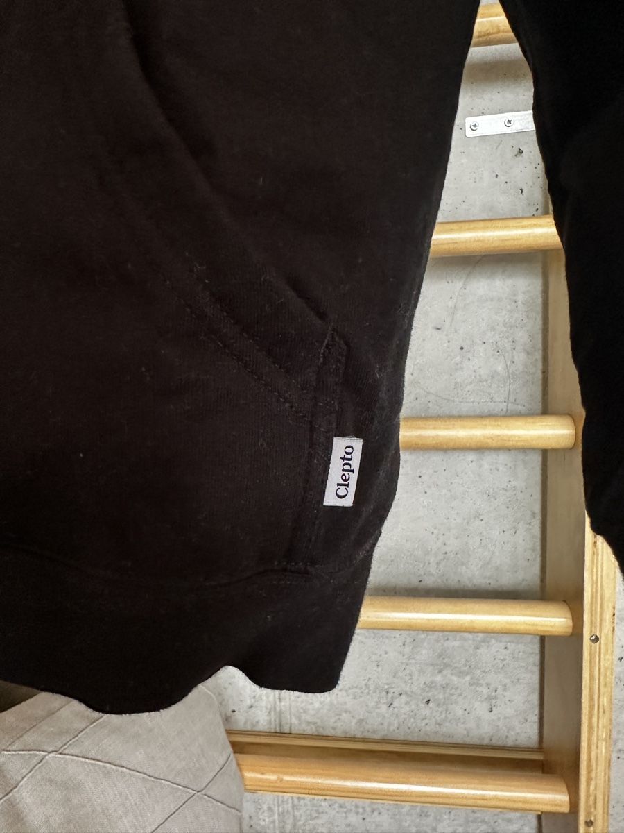 Maglioni & Felpe: Clepto hoodie grösse S – Usato da Bern venduto da Tana31 1