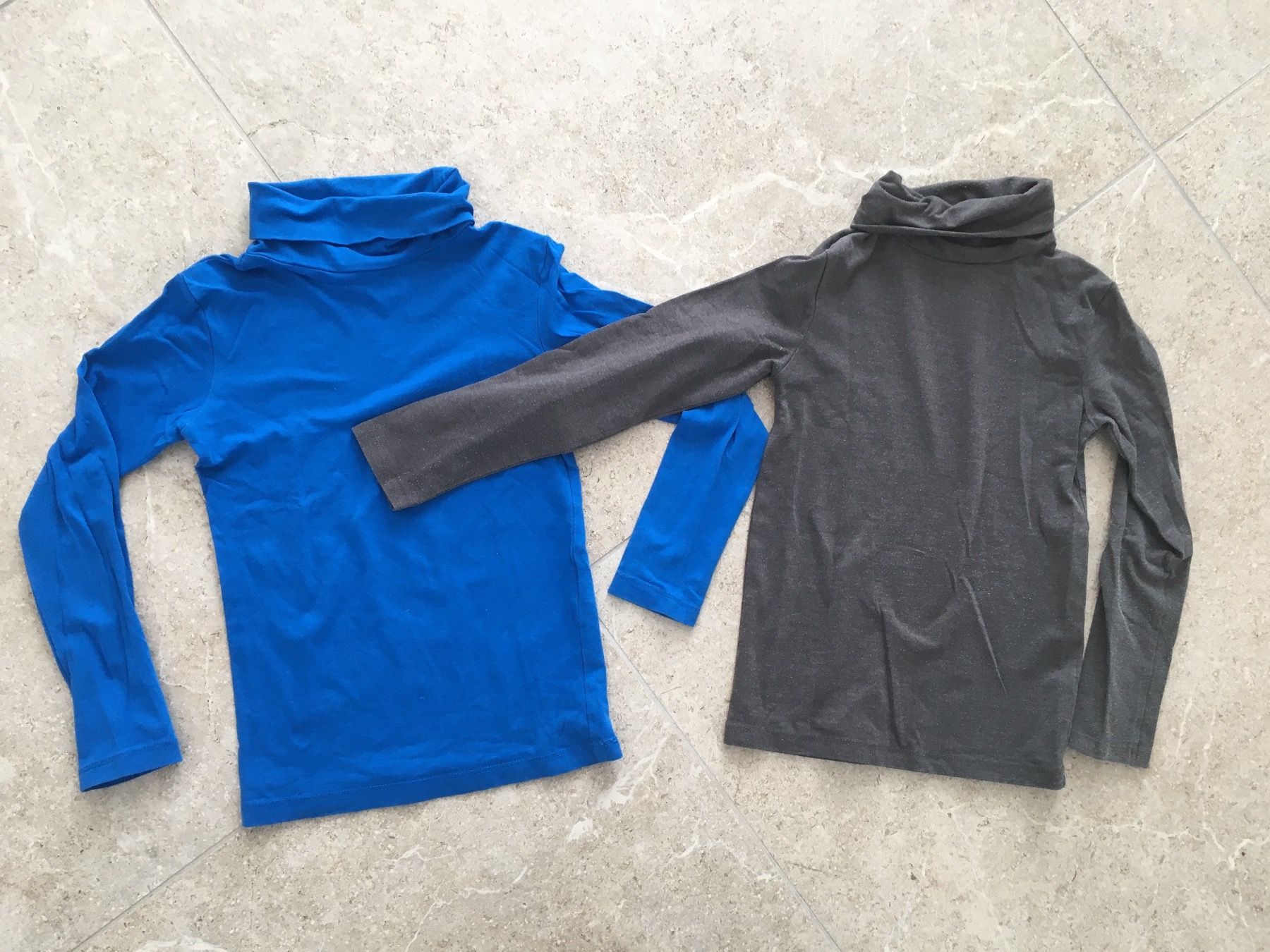 Maglioni & Felpe: 2 Rollkragen-Shirts Gr.110-116 – Usato da Gächlingen venduto da Tara_devi 1
