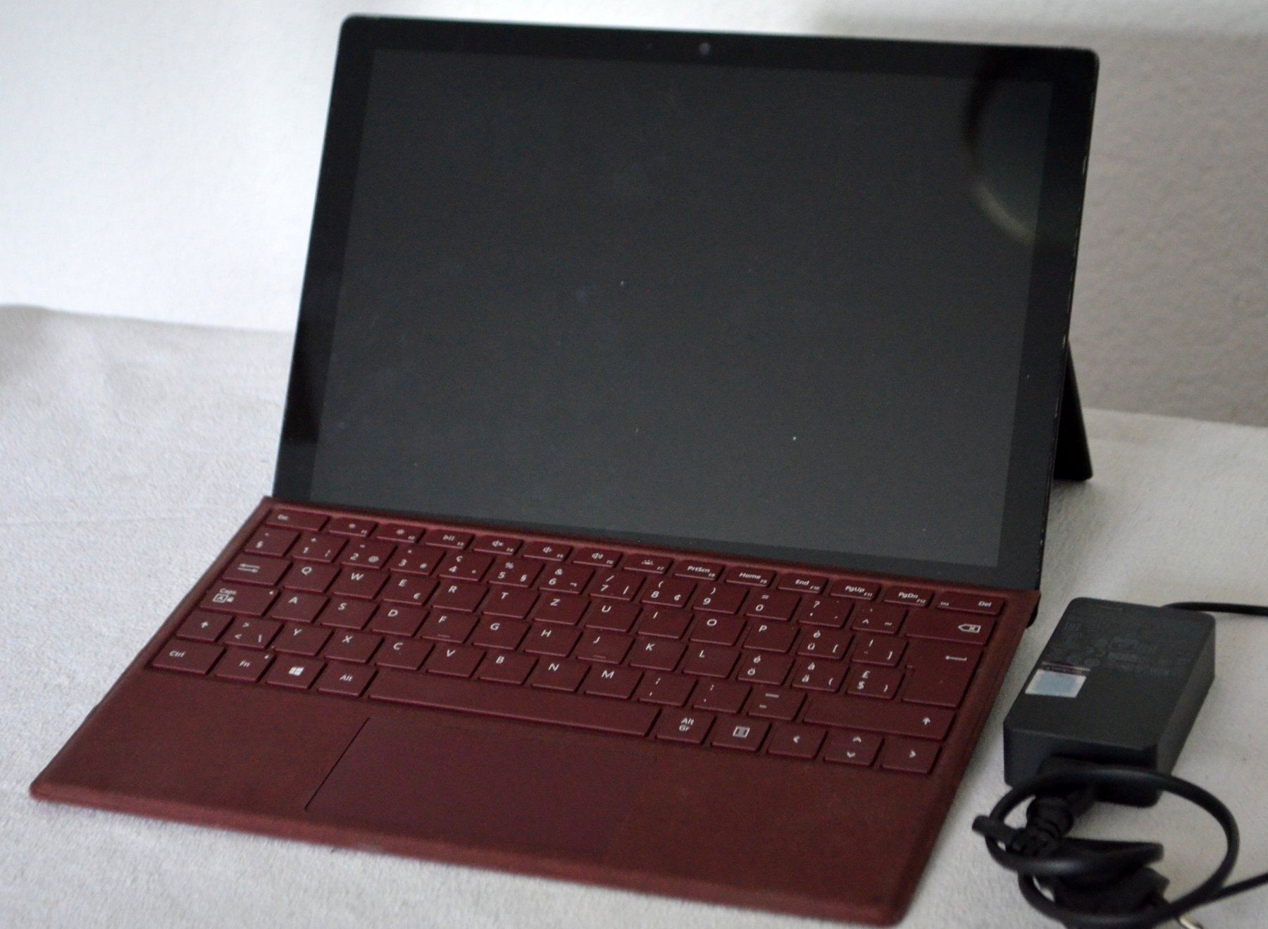 Microsoft Tablettes PC: Microsoft Surface Pro 5 Gen. 1796 128Gb – D'occasion à Collonges par arashee 2