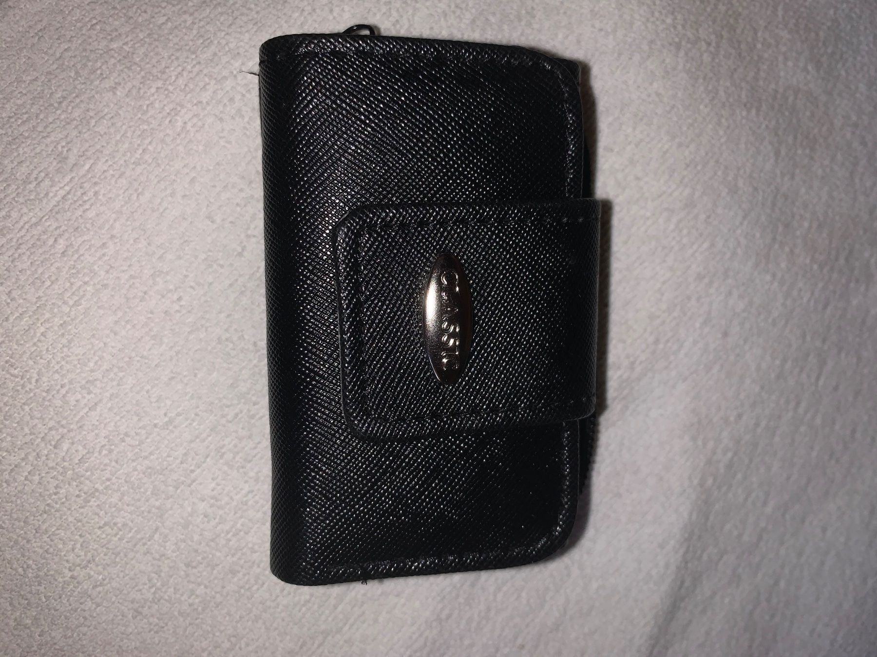 Brieftaschen: Portemonnaie Portmonee Schwarz klein mit fächern – Neu und originalverpackt aus Buchs SG von Billikatze5