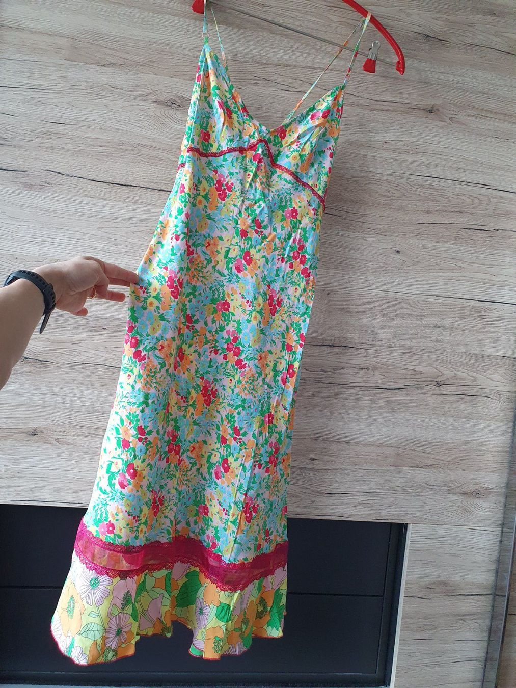 Benetton Vestiti: Benneton Blumenkleid – Usato da Bern venduto da Helays 2