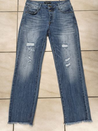 Damen Jeans Chicoree blau mit Rissen Grösse 36 