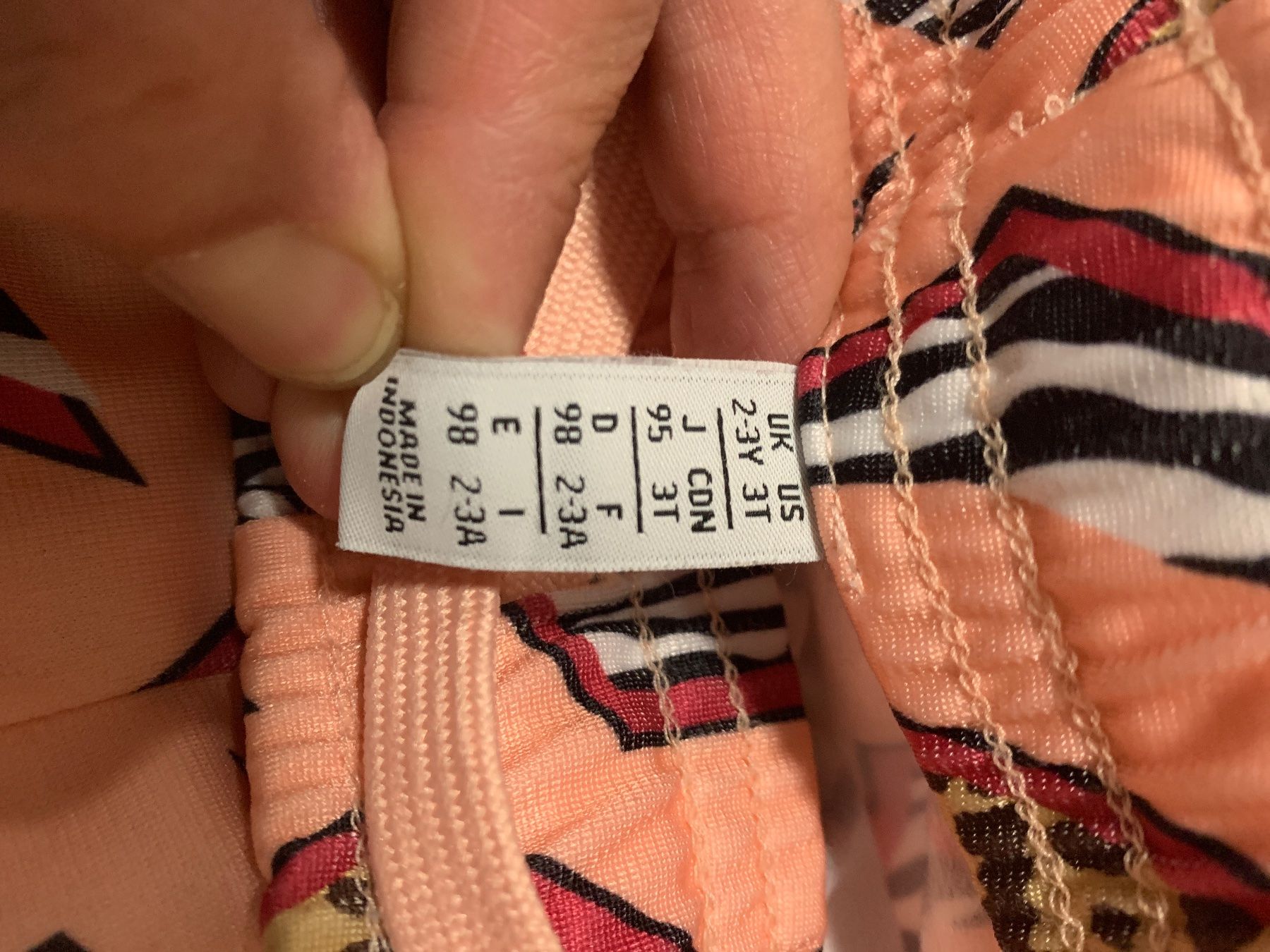 Adidas Completi: Adidas Trainer Gr. 98/104, Mädchen, Top Zustand – Usato da Steinhausen venduto da adija1 2