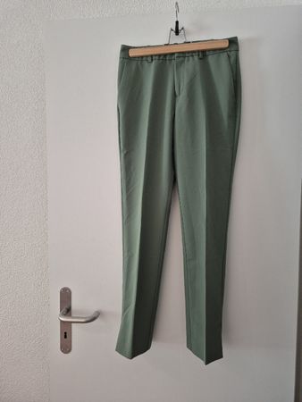 Schicke Damen-Anzugshose grün / Grösse 34