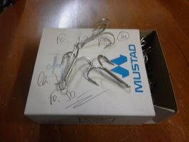 50 Triples Mustad 3549A n° 4/0 Drillinge Mustad