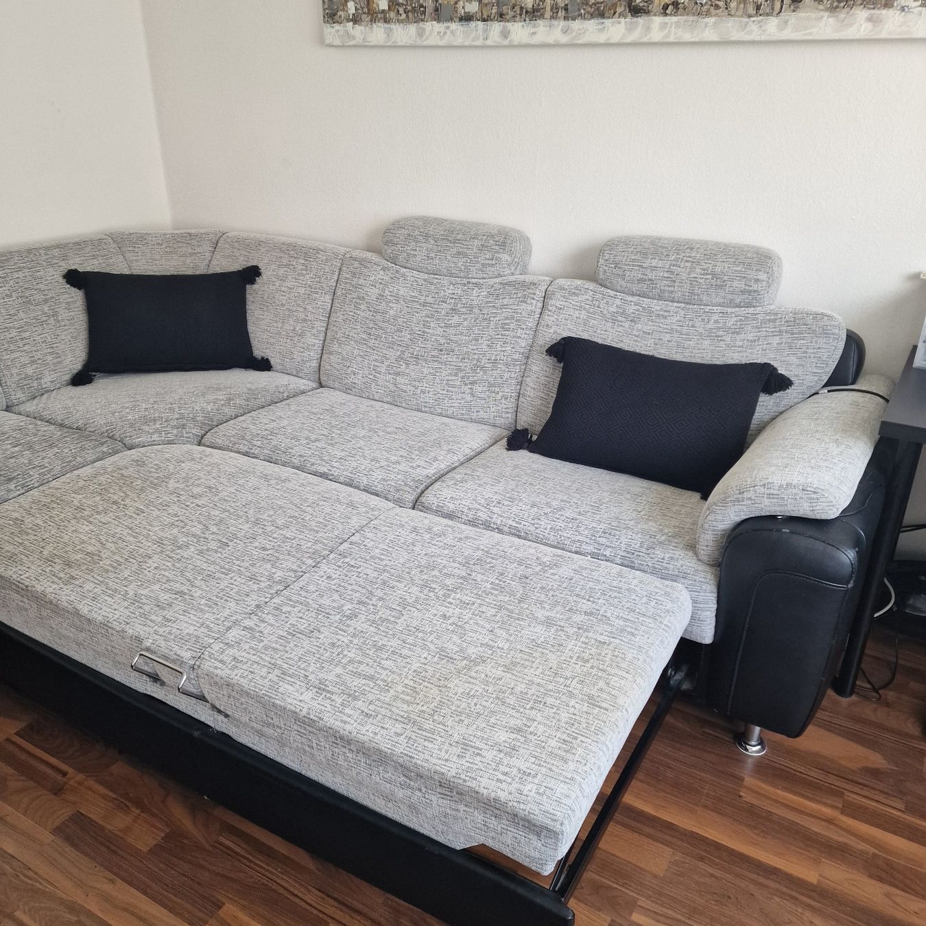 Divani: Grosses Ecksofa mit Bettfunktion und Stauraum, Top! – Usato da Obergösgen venduto da Neluandi 1
