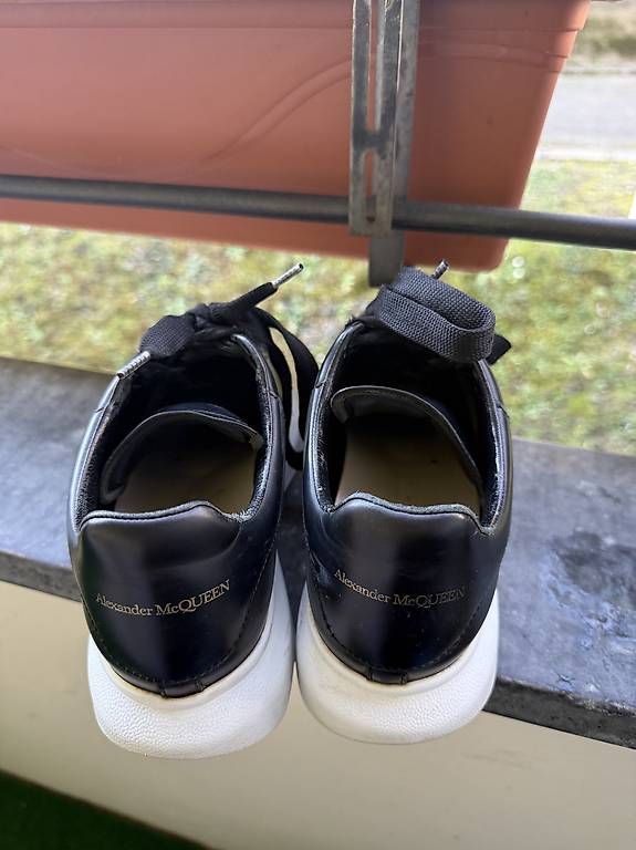 Alexander Mcqueen Herrenschuhe: Mcqueen nr38 – Gebraucht aus Lugano von ari_2v6v