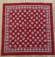 Klassisches Edellweiss Halstuch Bordeaux/Weinrot 78 x 78 cm