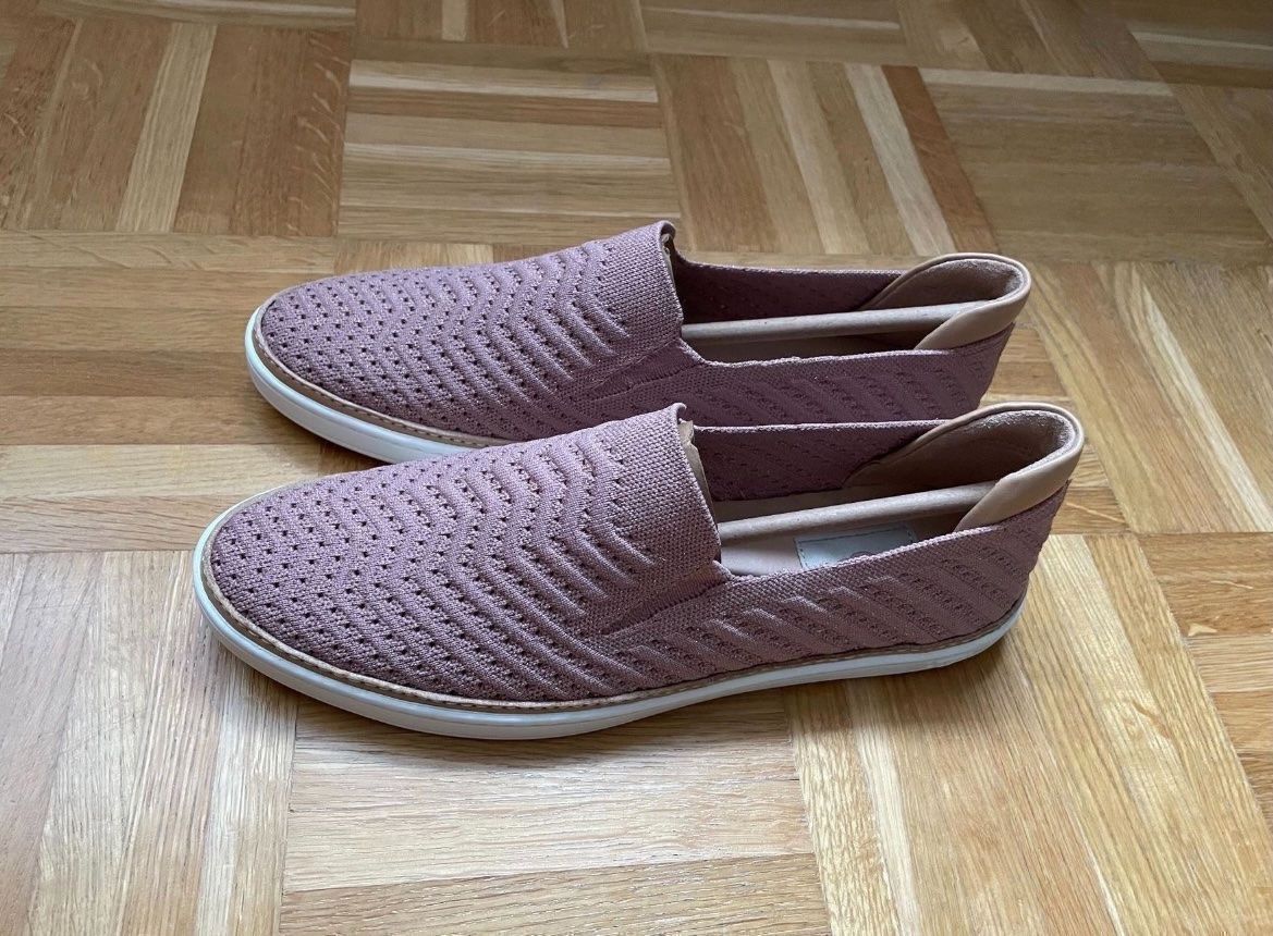 Ugg Scarpe da donna: UGG Schuhe Gr. 41 NEU! NP. 127.- – Nuovo e nell'imballaggio originale da Rüfenacht BE venduto da anelesa 5
