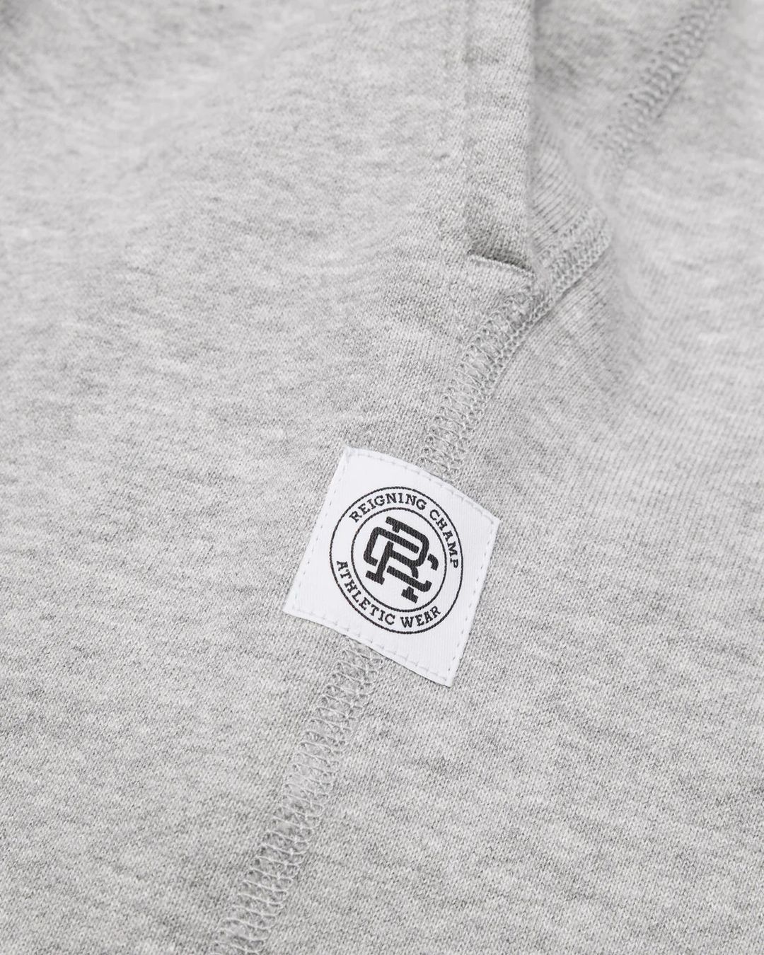 Pantaloni: Reigning Champ Shorts. Hergestellt in Kanada. – Nuovo e nell'imballaggio originale da Celerina venduto da KXZ 4
