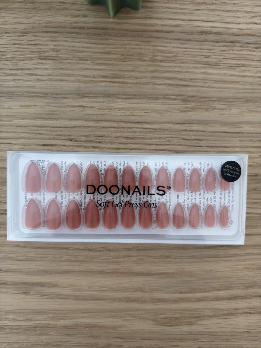 Unghie finte: DOONAILS Soft Gel Press Ons - Peach Please - short almond – Nuovo (secondo la descrizione) da Altdorf UR venduto da lau_zdq5
