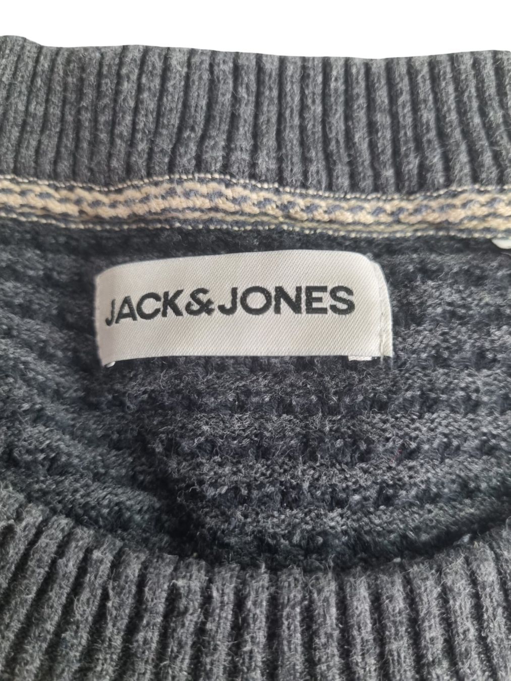 Jack & Jones Pullover & Sweatshirts: JACK & JONES Pullover XXL, schwarz – Gebraucht aus Wangen b. Olten von Restwert_Wangen 2