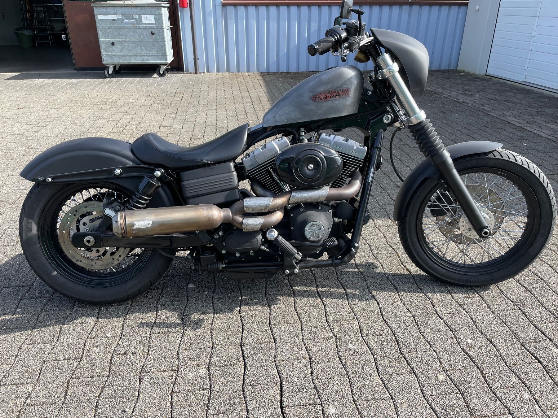 Harley-Davidson Chopper: Harley Davidson Street Bob 1450 ccm – Usato da Zuzwil SG venduto da Remin66