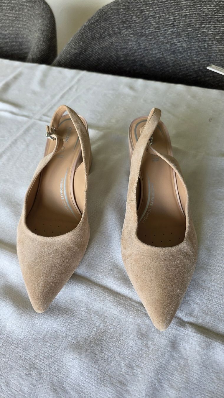 Geox Scarpe da donna: Zeitlose Slingback-Pumps von "GEOX" Gr. 39 – Nuovo (secondo la descrizione) da Schneisingen venduto da backstore24 2