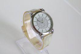 Neue Damen Uhr  *läuft Garantie*