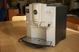 Kaffeemaschine Jura Impressa E75 defekt, silber+schwarz