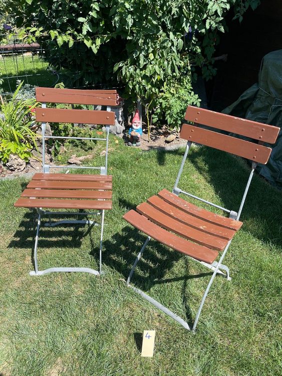 2 Garten Klappstühle alt schwere Ausführung Kaufen auf Ricardo