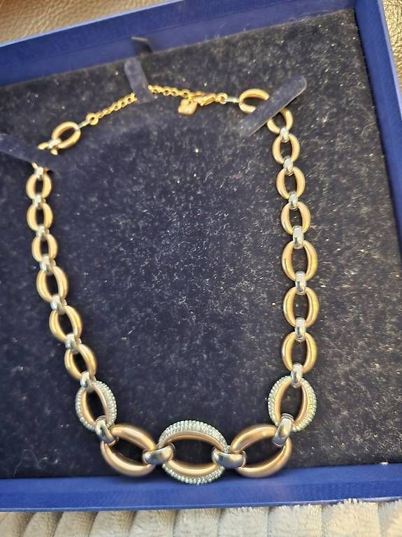 Swarovski Catenine: swarovski – Usato da Grosshöchstetten venduto da Qenko 2